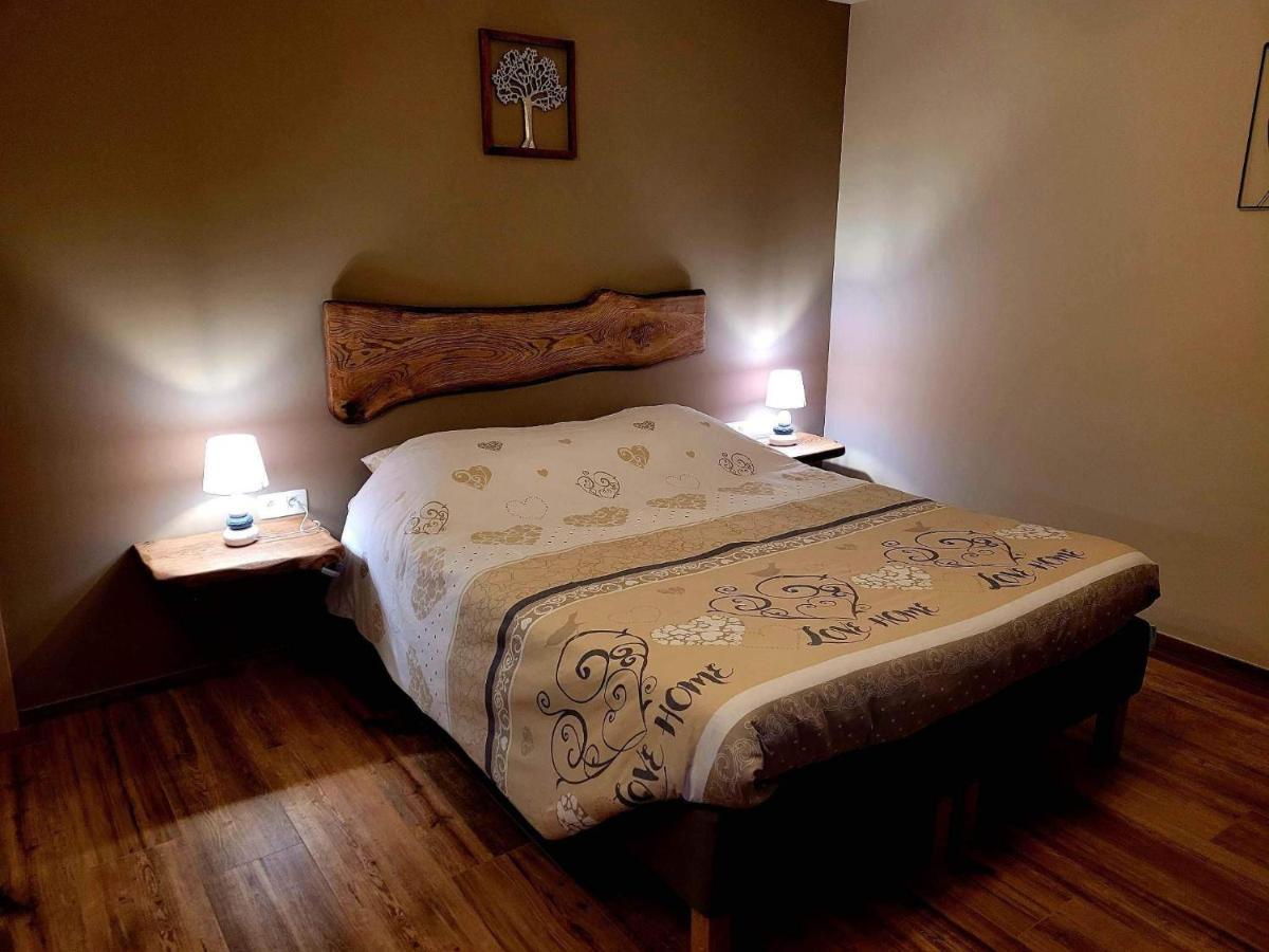 Les De La Fontaine De Brul Bed & Breakfast